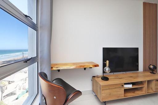 A602 The Bay Apartment